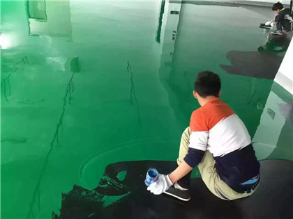 柳南下面给你一份环氧地坪漆施工的完整流程